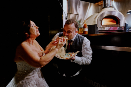 How to find a suitable wedding caterer